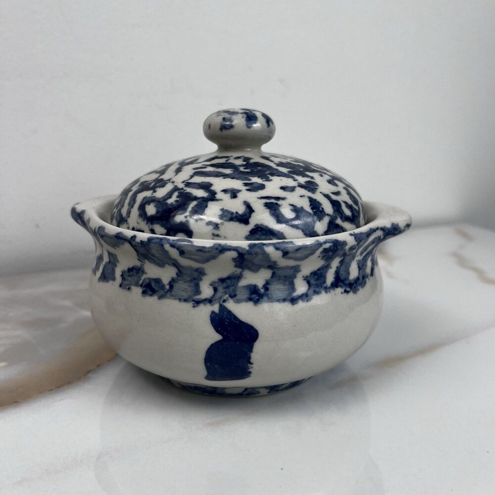 Vtg Tienshan Folk Craft Sponge Ware Casserole Dish With Lid Stoneware Rabbit